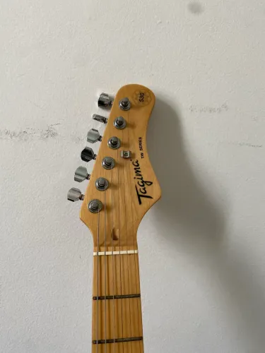 Guitarra Tagima + amplificador Dean