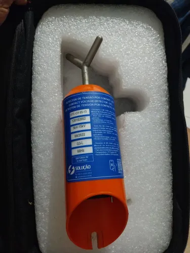 Detector de tensão