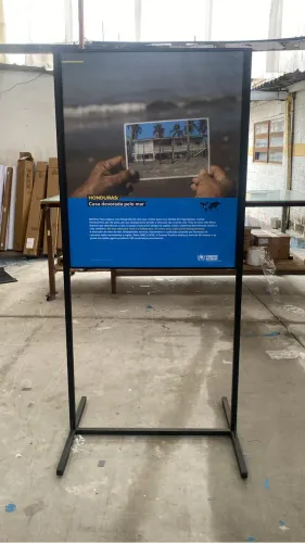 Totem Display Expositor