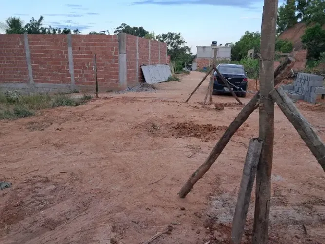 VENDO LOTE DE TERRENO PARA CONSTR. 14,00x18,50