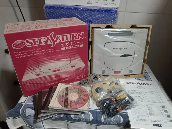 Sega Saturn HST - 0014 Japonês CIB