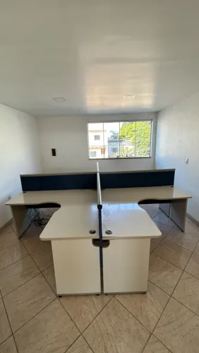  Estação de Trabalho de 4 lugares