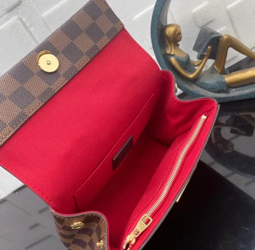 Bolsa Louis Vuitton Cluny mini
