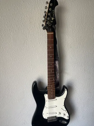 GUITARRA EAGLE