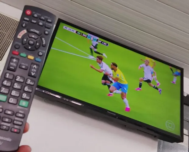 TV smart 32