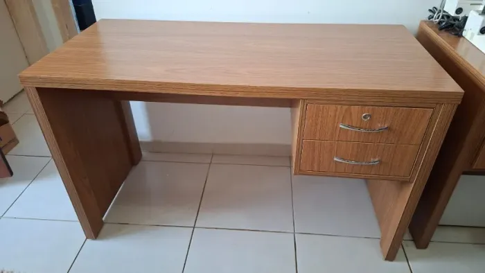 Mesa para escritório/estudos