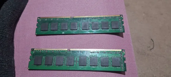 Memoria ram ddr 3 2 pentes de 8 gigas cada