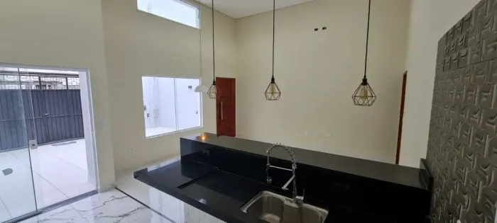 Térrea para venda possui 110 metros quadrados com 3 quartos
