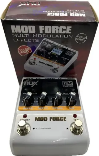 Pedal de Modulação NUX Mod Force