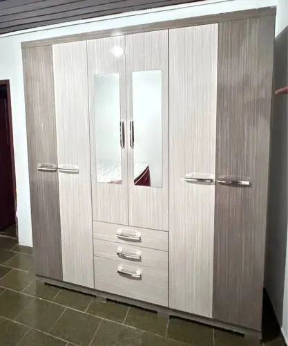 Guarda roupa