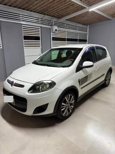 Fiat Palio Sporting 1.6 Flex 16V 5P 2013