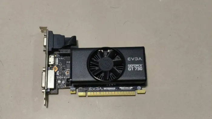 Placa de Vídeo EVGA GeForce GT 730 2GB GDDR5 HDMI DVI VGA