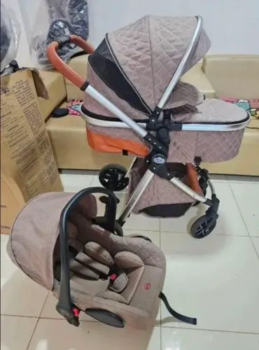 Carrinho Importado. SEMI NOVO. ESTILO EUROPEU