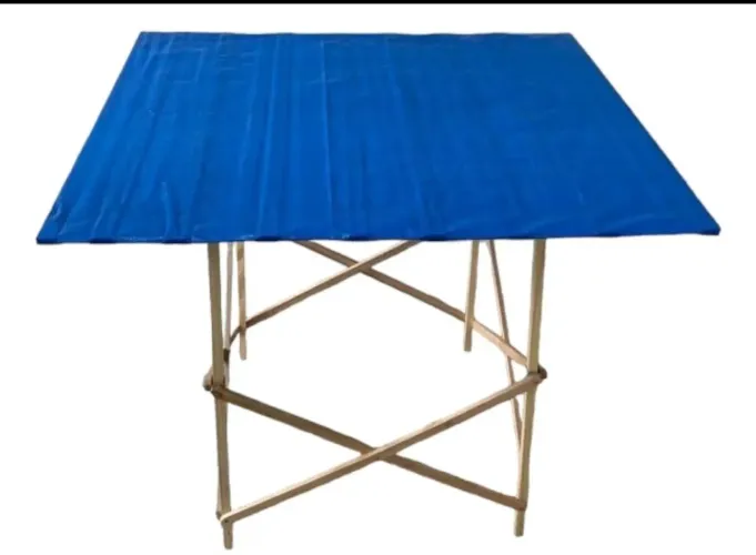 Mesa dobrável madeira 1m x 1m