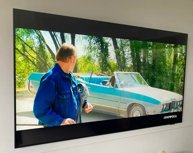TV Samsung 60 Polegadas 4K UHD Smart - Excelente estado