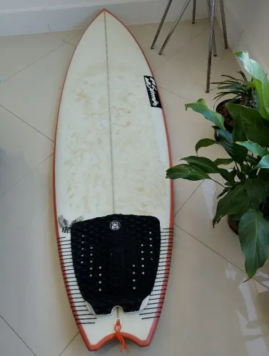 Prancha Simões Surfboards 5'10 (33.50 Litros)