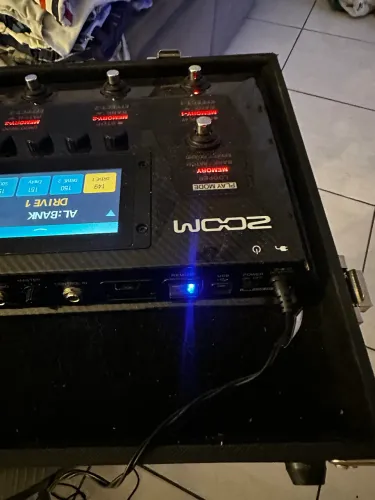 Pedaleira Zoom G6