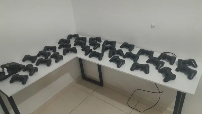 Controles de ps3 usado/novo sem fio