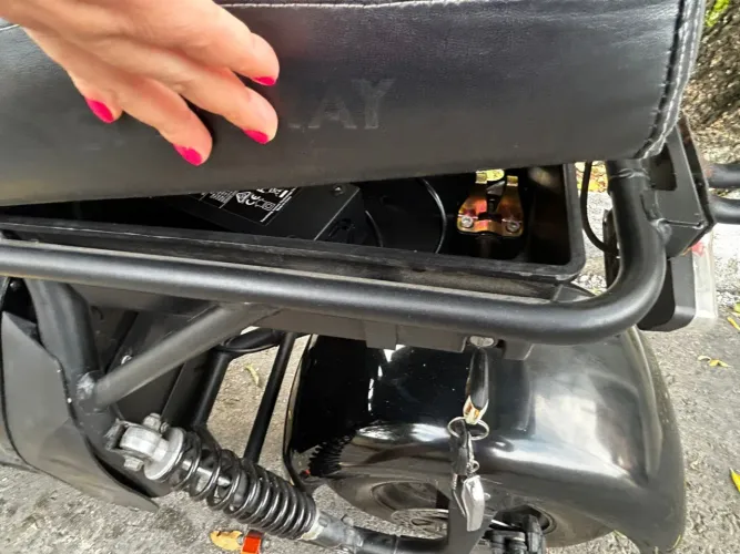 SCOOTER Elétrica Shineray ciclomotor NOVA