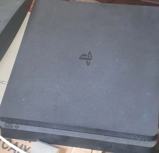 Playstation 4/PS4