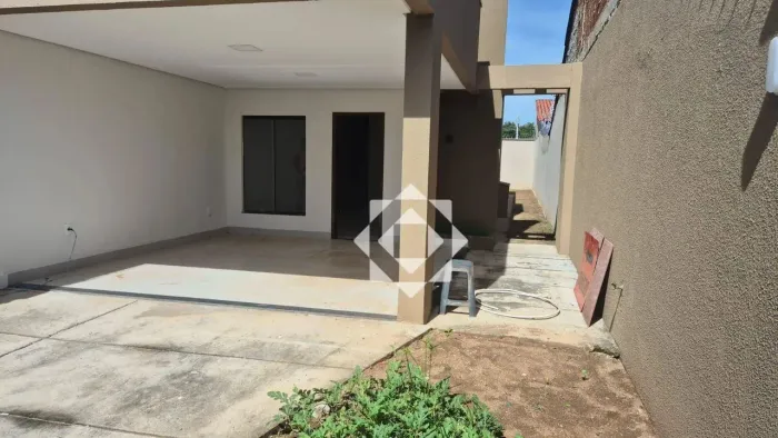 Casa com 2 quartos e suíte no Setor Santa Fé 2 em Taquaralto
