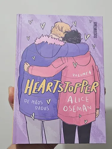 Heartstopper Vol. 4