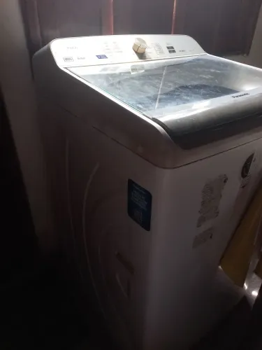 Vende-se lavaroupas panasonic 14k usada