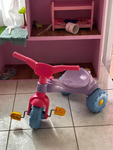 Triciclo infantil unicórnio