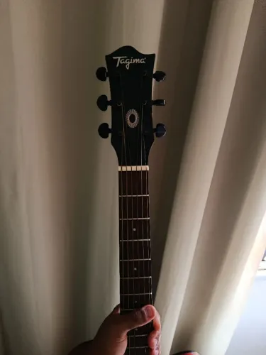 Violão Tagima ambience