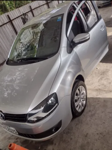 Volkswagen Fox 1.6 MI I Motion Total Flex 8V 5P 2012
