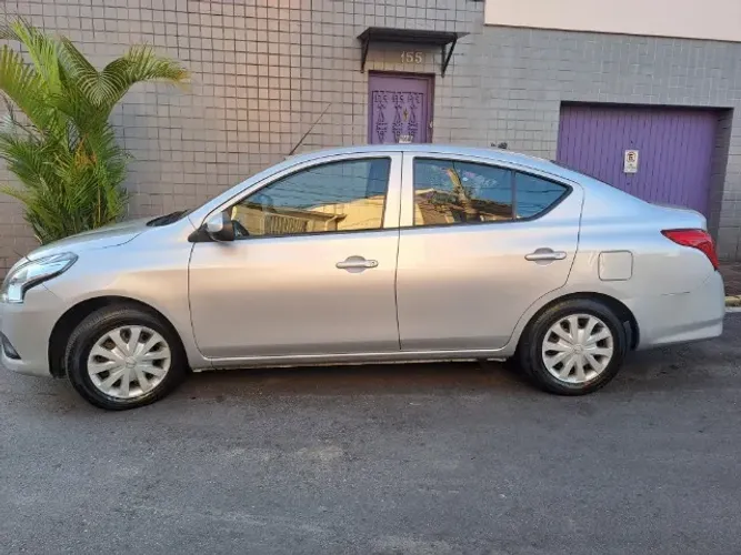 Nissan Versa 1.0 12V Flexstart 4P Mec. 2020