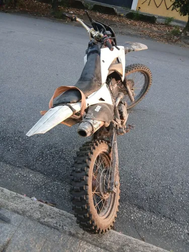 Vendo moto . Tornado 250 preparada pra trilha .