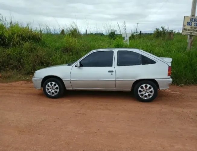 Chevrolet Kadett GLS 2.0 MPFI 1998