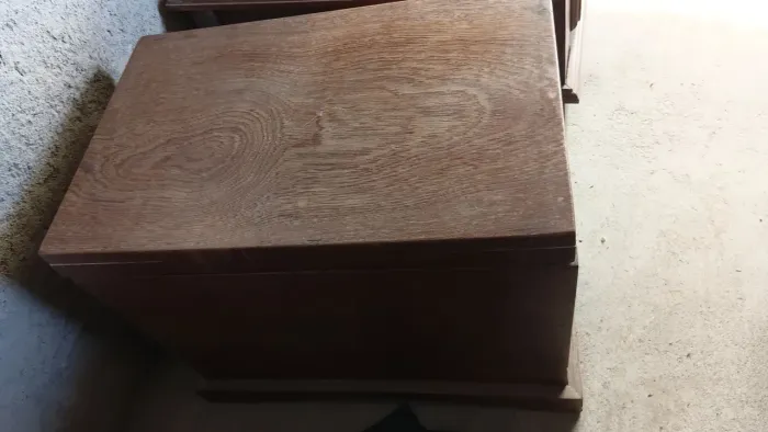 Vendo Baú Pequeno Mede 60C,49A & 43P. Movéis De Extrema Qualidade Madeira Pro Resto DaVida