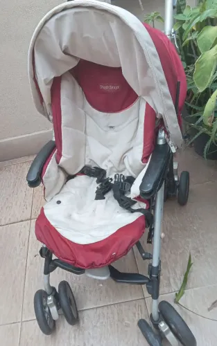 carrinho de bebê, pliko p3 pegperego( retirar)