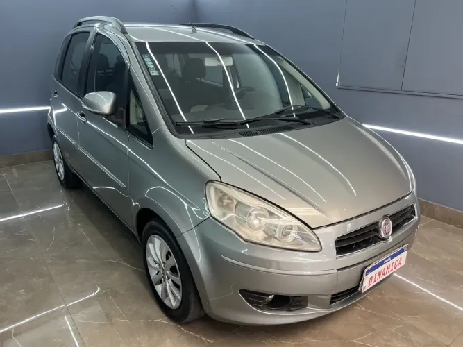 Fiat Idea Attractive 1.4 Fire Flex 8V 5P 2012