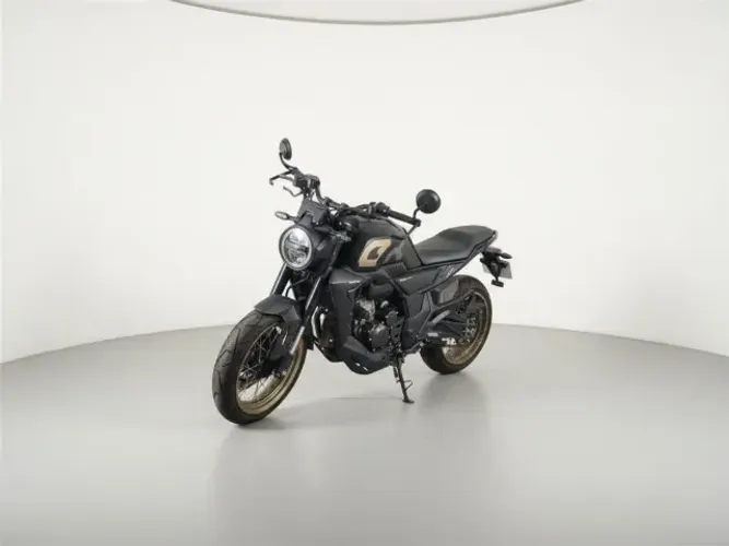ZONTES GK 350 COM BAIXÍSSIMA QUILOMETRAGEM