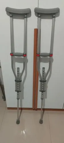 Muleta axilar hidrolight