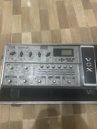 Pedaleira vox tonelab LE