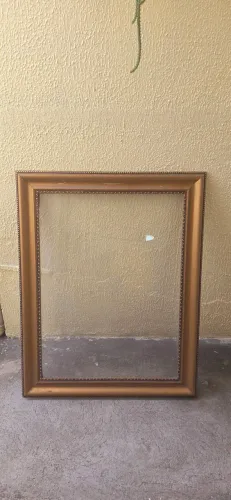 Moldura para quadro com vidro