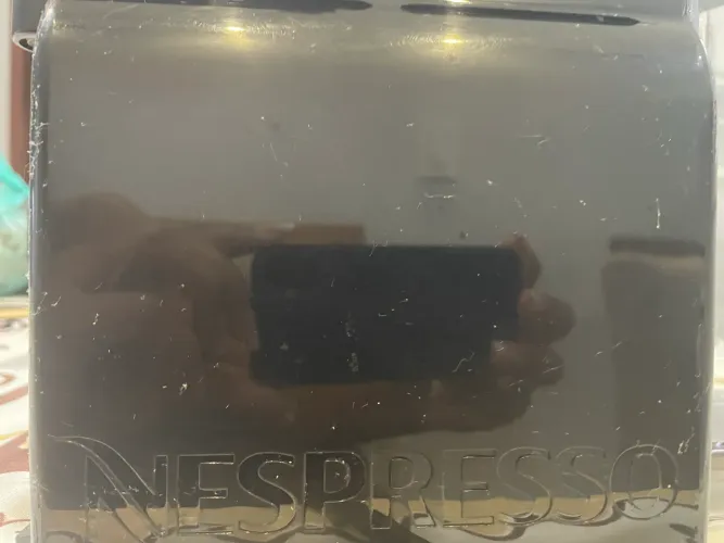 Cafeteira NESPRESSO