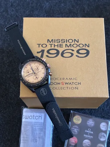 OMEGA × Swatch Mission to the Moon 1969