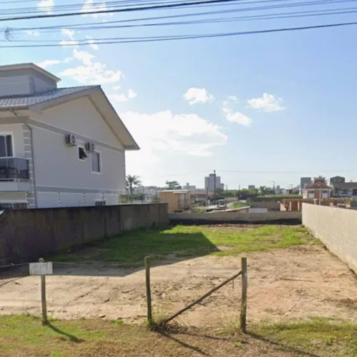 Terreno a venda no bairro Ipiranga em São José/SC