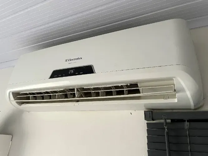 Ar Condicionado Split Electrolux EcoTurbo 9.000 BTUs - Frio