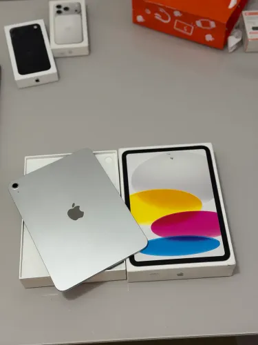 iPad 11 128GB Silver