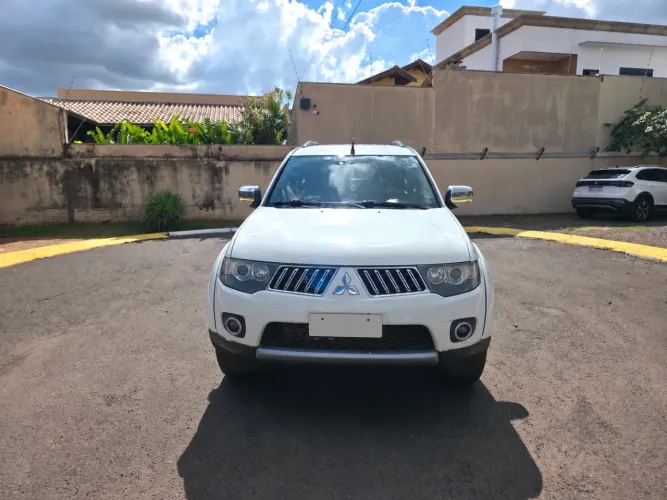 Mitsubishi Pajero Dakar 3.2 4X4 T.i. Dies. 5P Aut. 2012