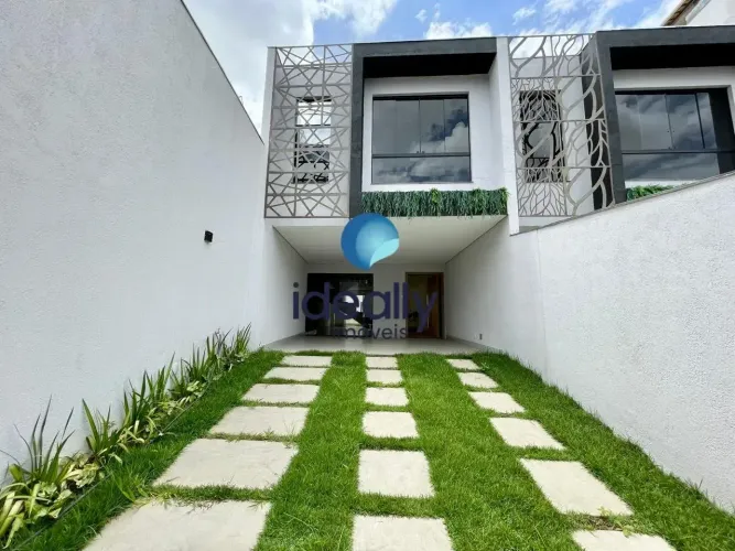 CASA GEMINADA ENTRADA INDIVIDUAL I 3 QUARTOS I SUÍTE I PISCINA I 3 VAGAS I BAIRRO MANACÁS