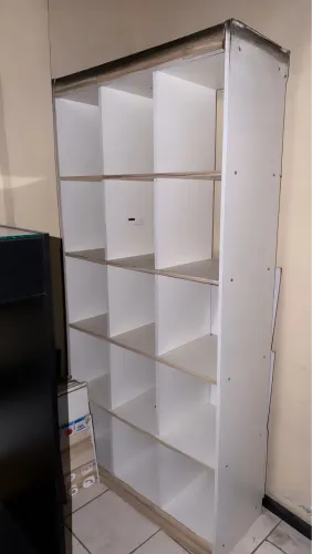 Nicho Organizador / Estante Expositora - R$ 140