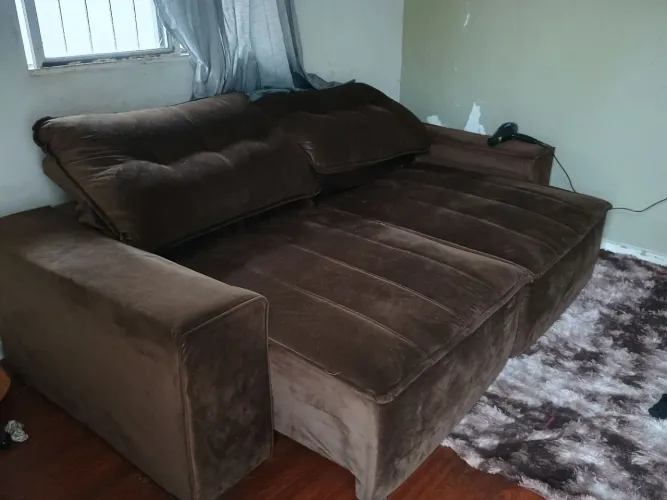 Vendo este sofá inclinável e retrátil