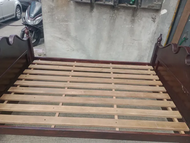 Cama de casal madeira de madeira original comprimento 2,6 largura 1,45